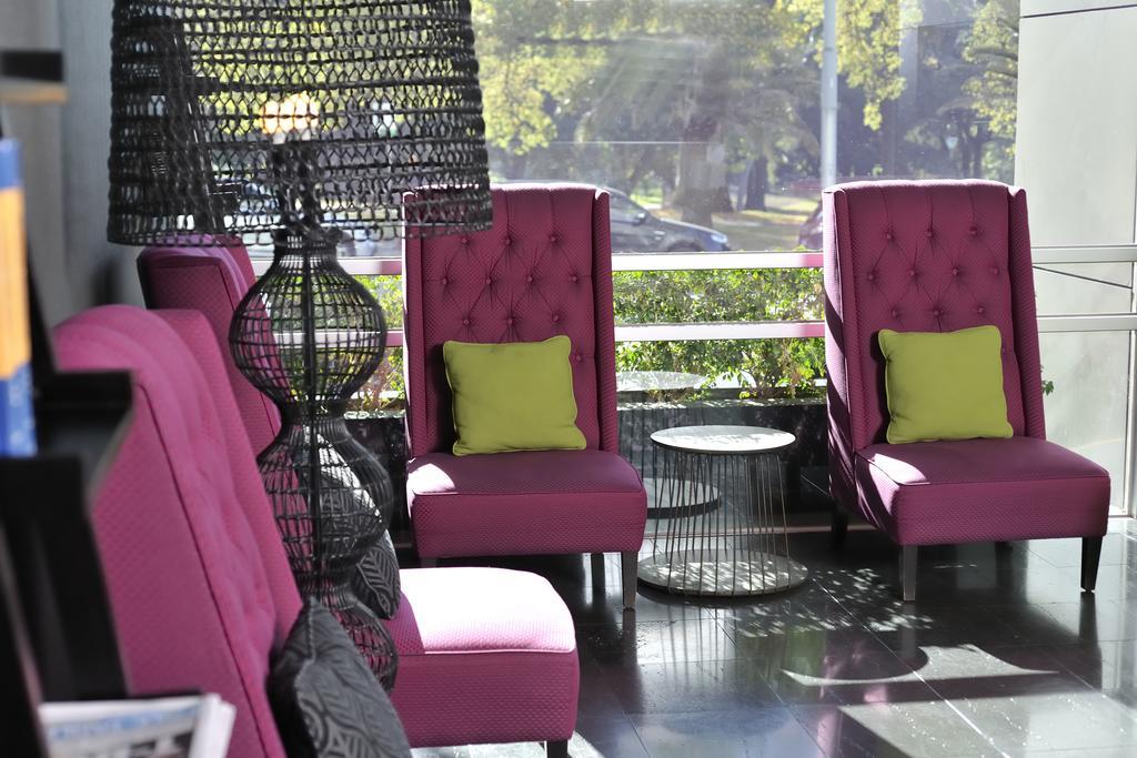 Mercure Melbourne Treasury Gardens Eksteriør billede