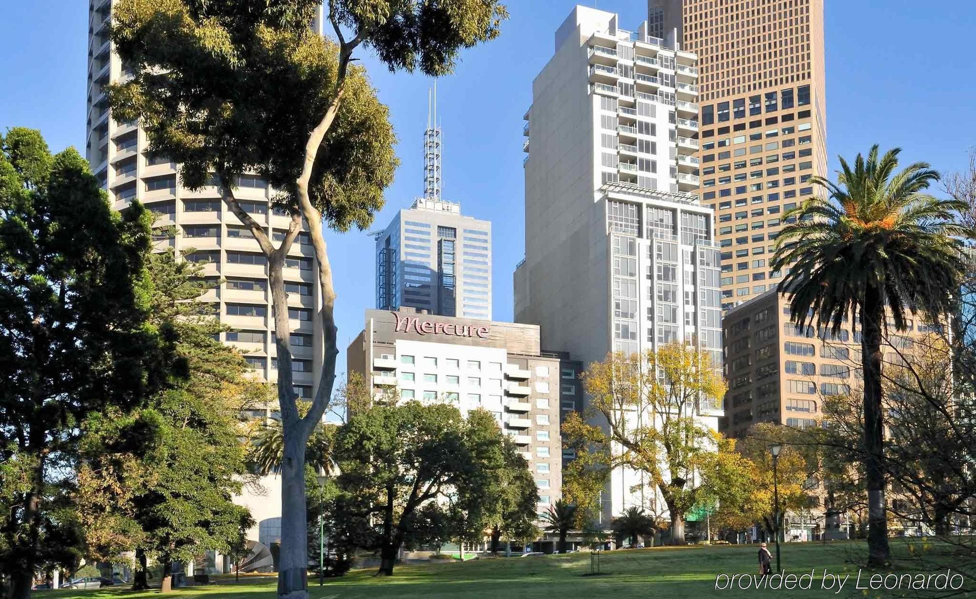 Mercure Melbourne Treasury Gardens Eksteriør billede