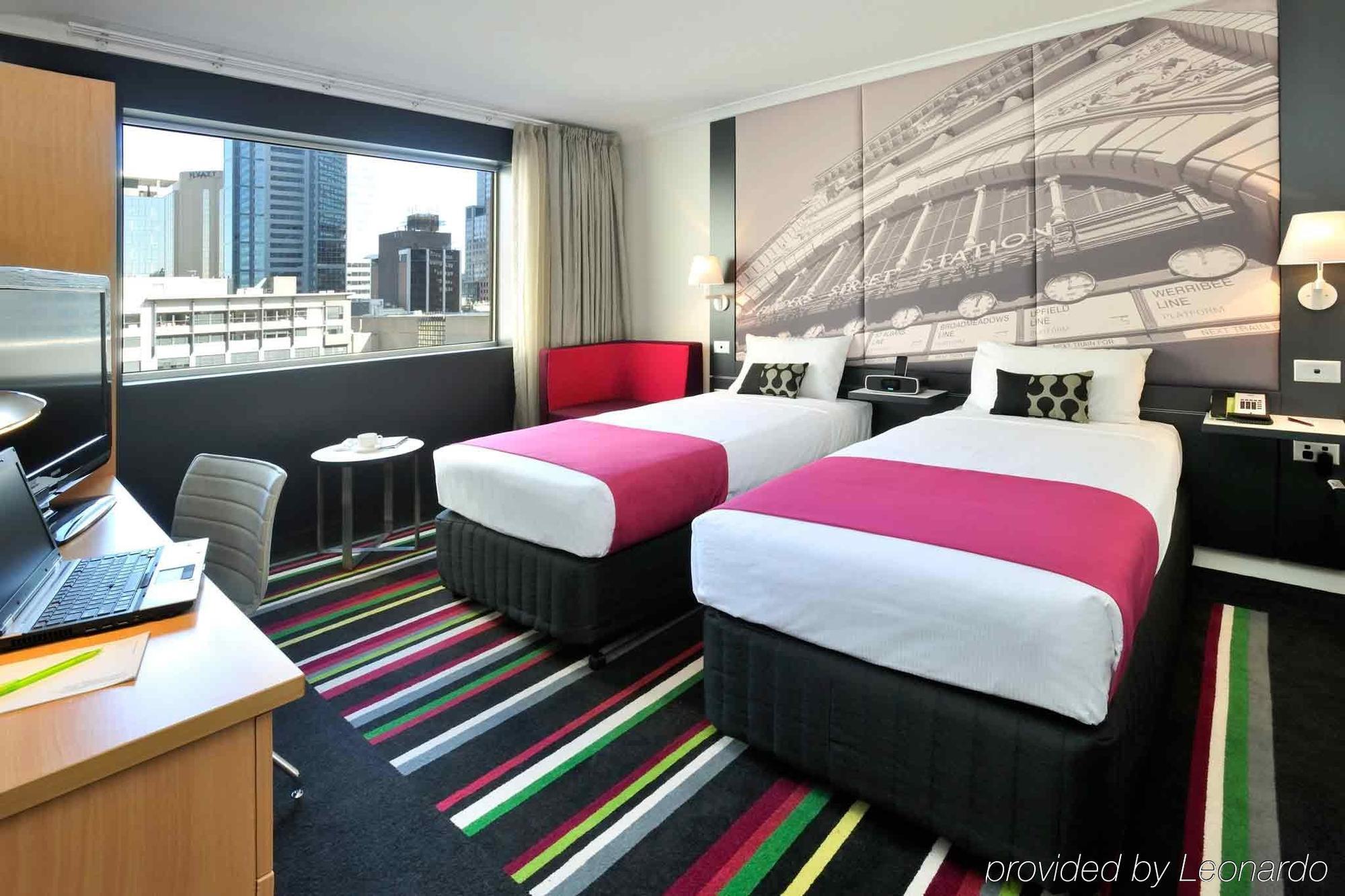 Mercure Melbourne Treasury Gardens Eksteriør billede
