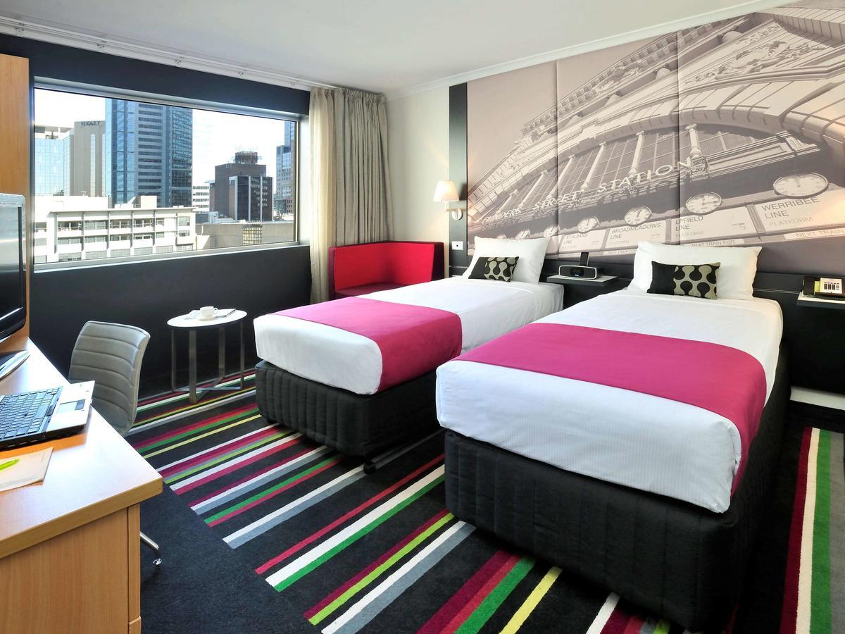 Mercure Melbourne Treasury Gardens Eksteriør billede