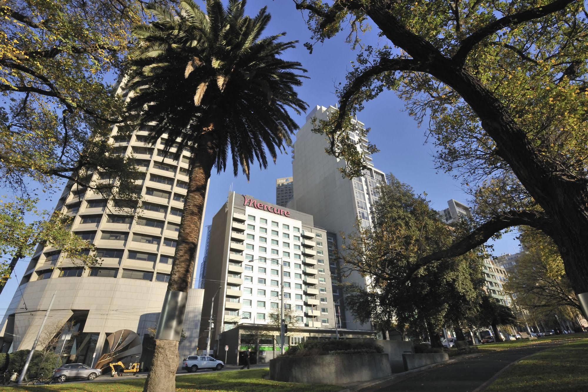Mercure Melbourne Treasury Gardens Eksteriør billede
